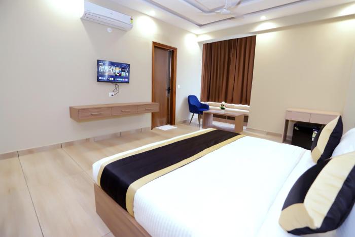 hotel nirvana inn near expo center