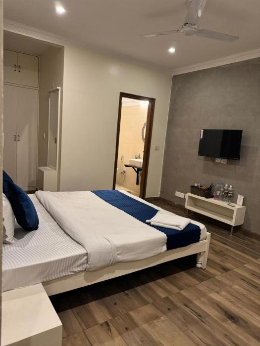hotel chandigarh elite