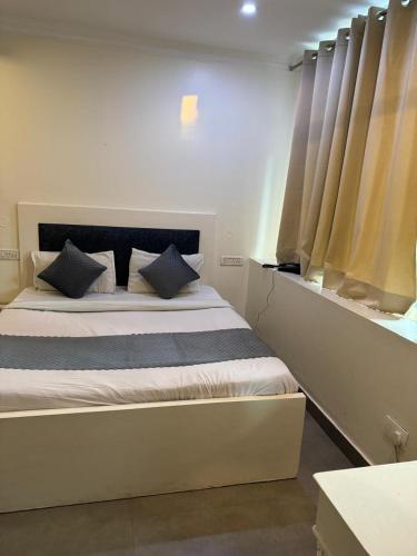 hotel chandigarh elite