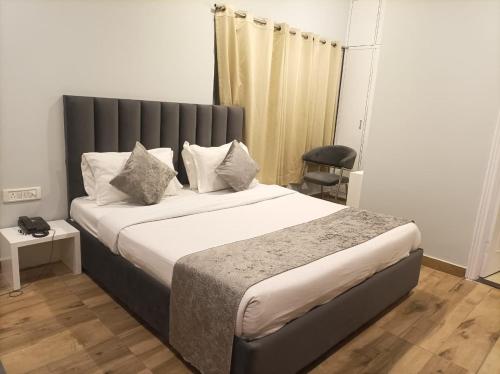 hotel chandigarh elite