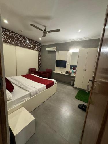 hotel chandigarh elite