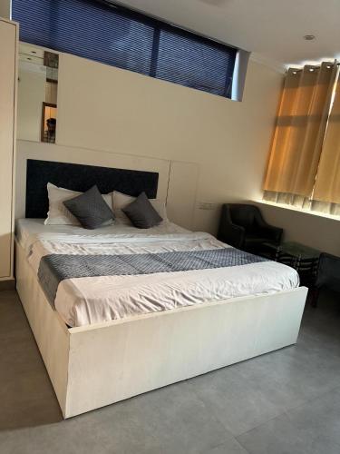 hotel chandigarh elite