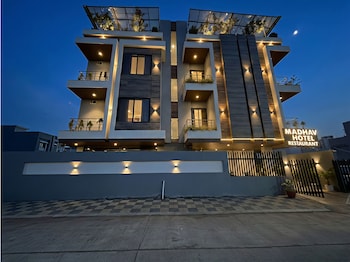 hotel madhav