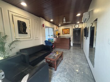 Hotel Madhav,,3 star
