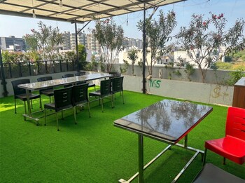 hotel madhav