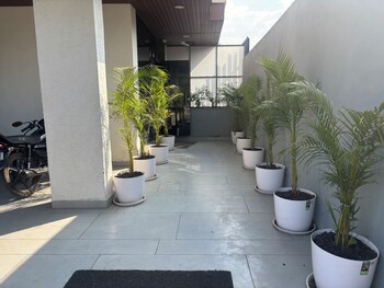 hotel madhav