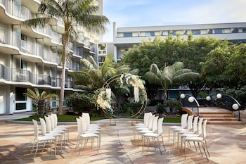 los angeles airport marriott