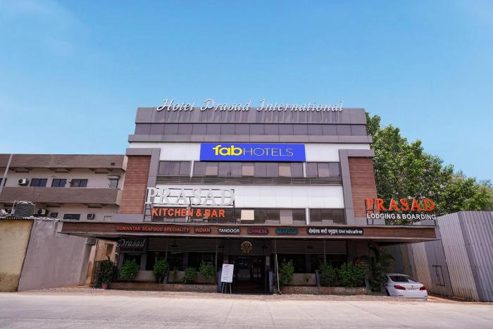 hotel prasad international