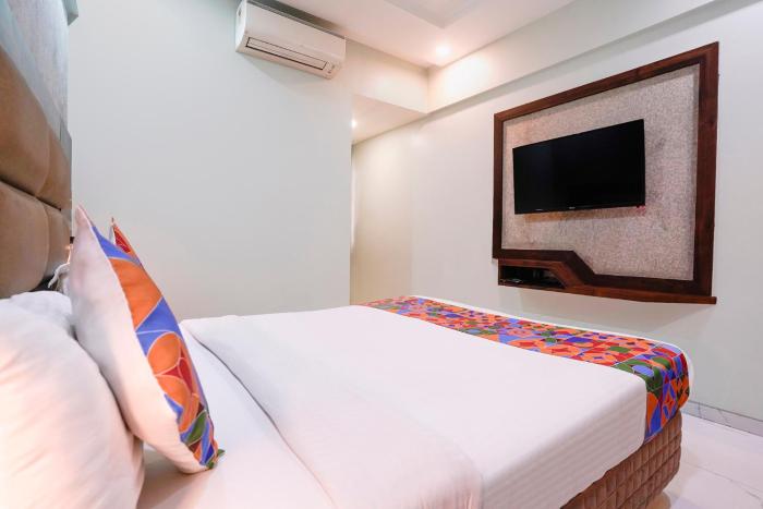 hotel prasad international