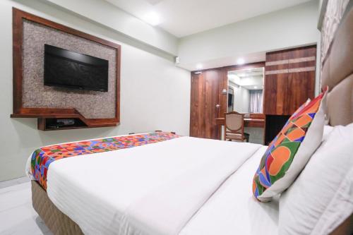 hotel prasad international