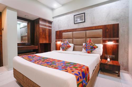 hotel prasad international