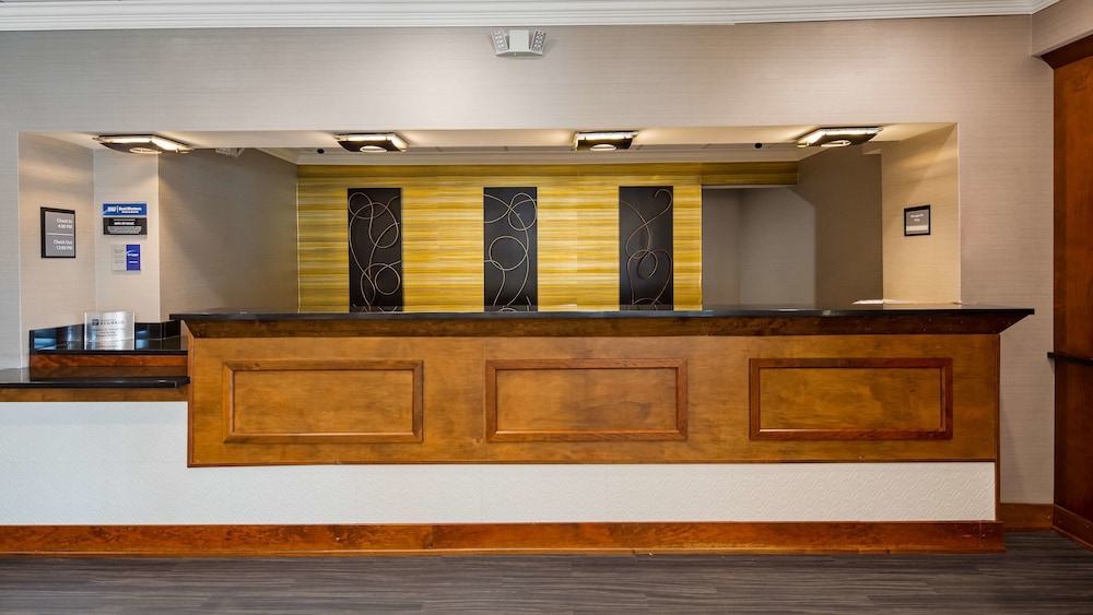 best western premier airport expo center hotel