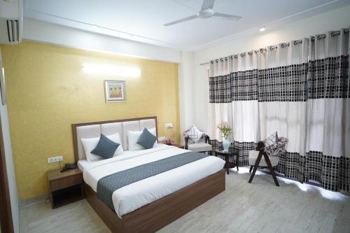 hotel the luxe 18