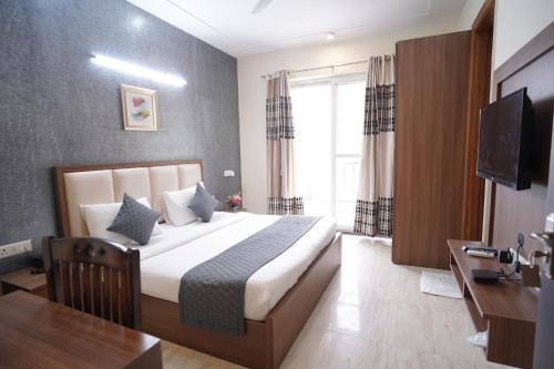 hotel the luxe 18