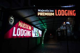 majestic inn