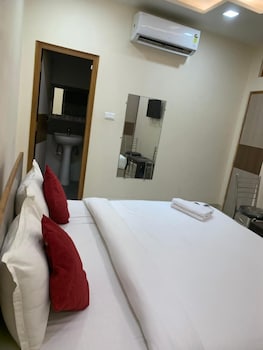 hotel royal celebration