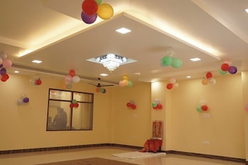 hotel royal celebration