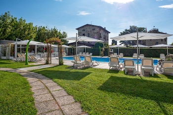 villa corte degli dei