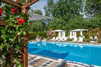 villa corte degli dei