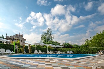 villa corte degli dei