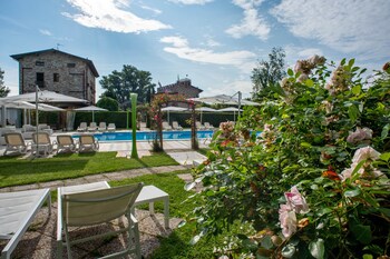 villa corte degli dei