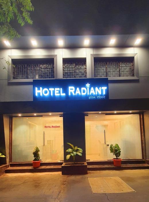 hotel radient international