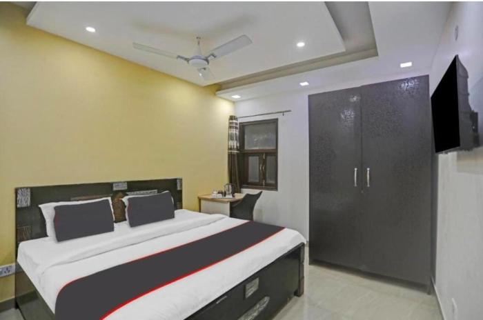 hotel radient international