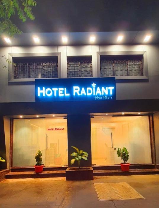 hotel radient international