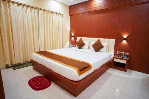 hotel radient international