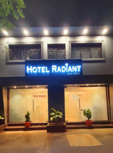 hotel radient international