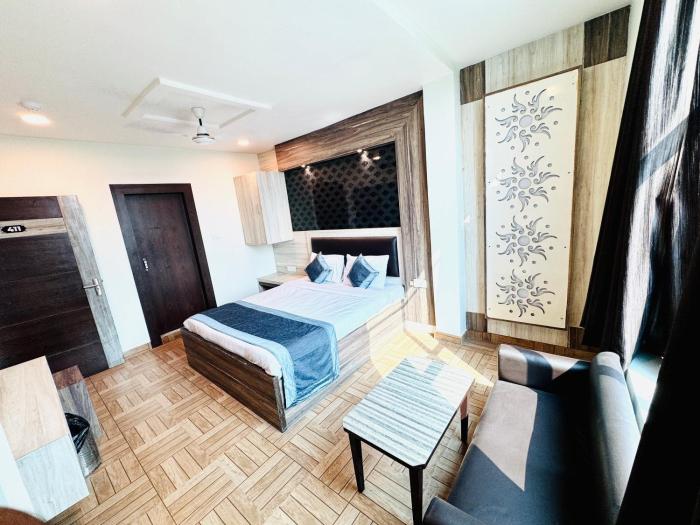 hotel majestic lucknow