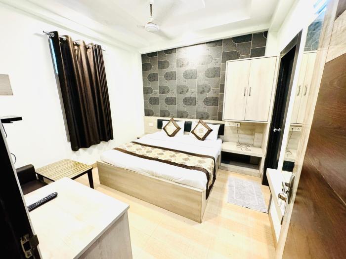 hotel majestic lucknow