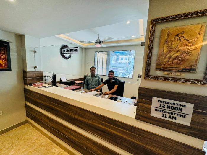 hotel majestic lucknow