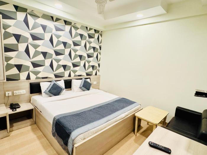 hotel majestic lucknow