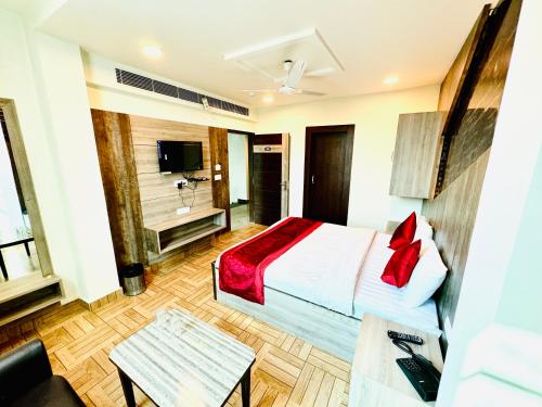 hotel majestic lucknow