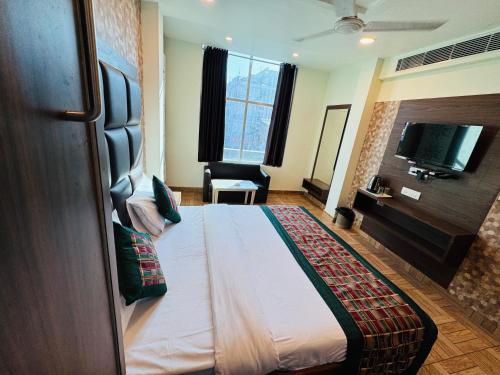 hotel majestic lucknow