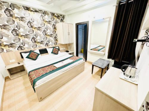 hotel majestic lucknow