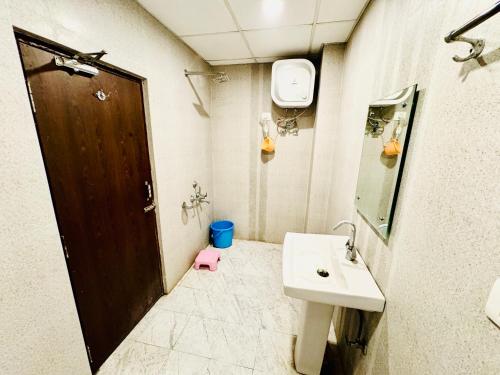 hotel majestic lucknow