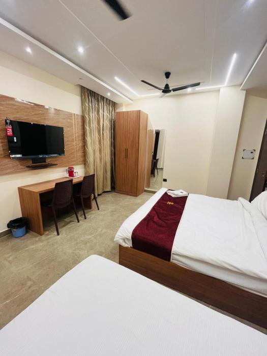goel villa and hotel