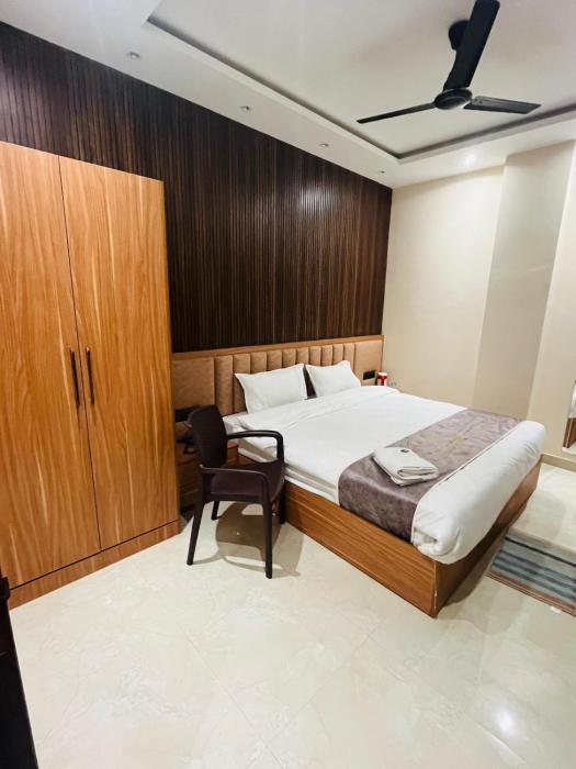 goel villa and hotel