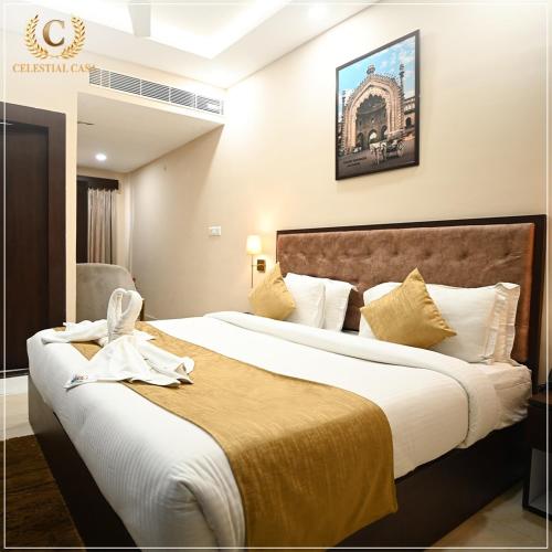 Celestial Casa,,3 star