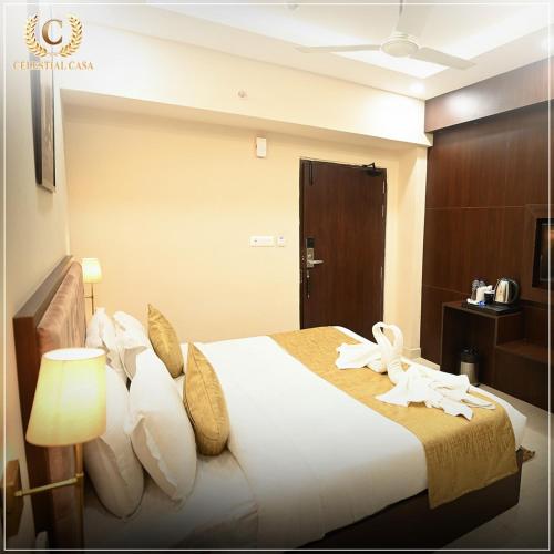 Celestial Casa,,3 star