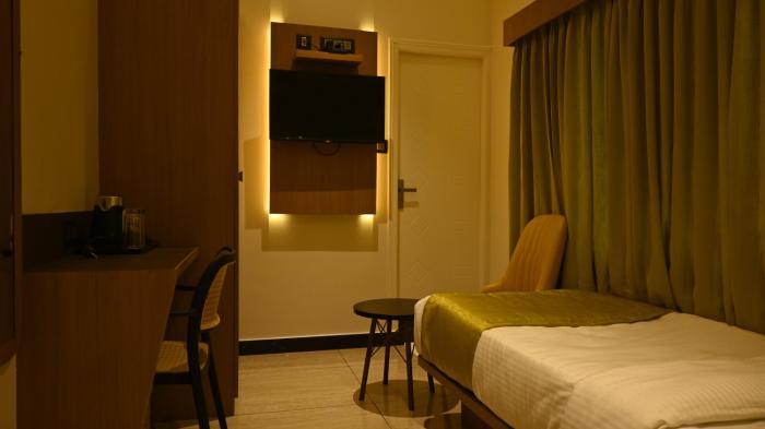 hotel thanga airaa