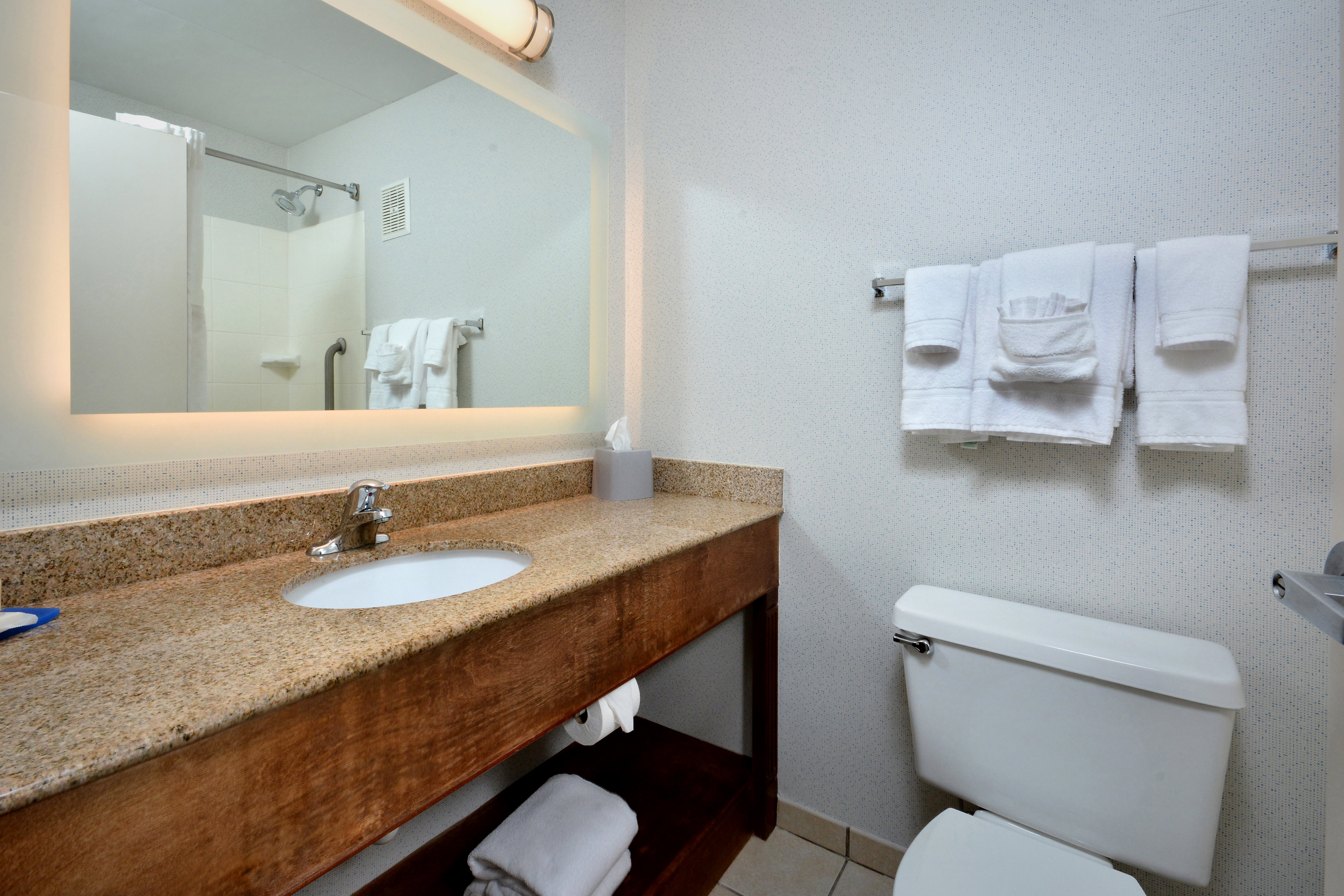 holiday inn express lynchburg by ihg