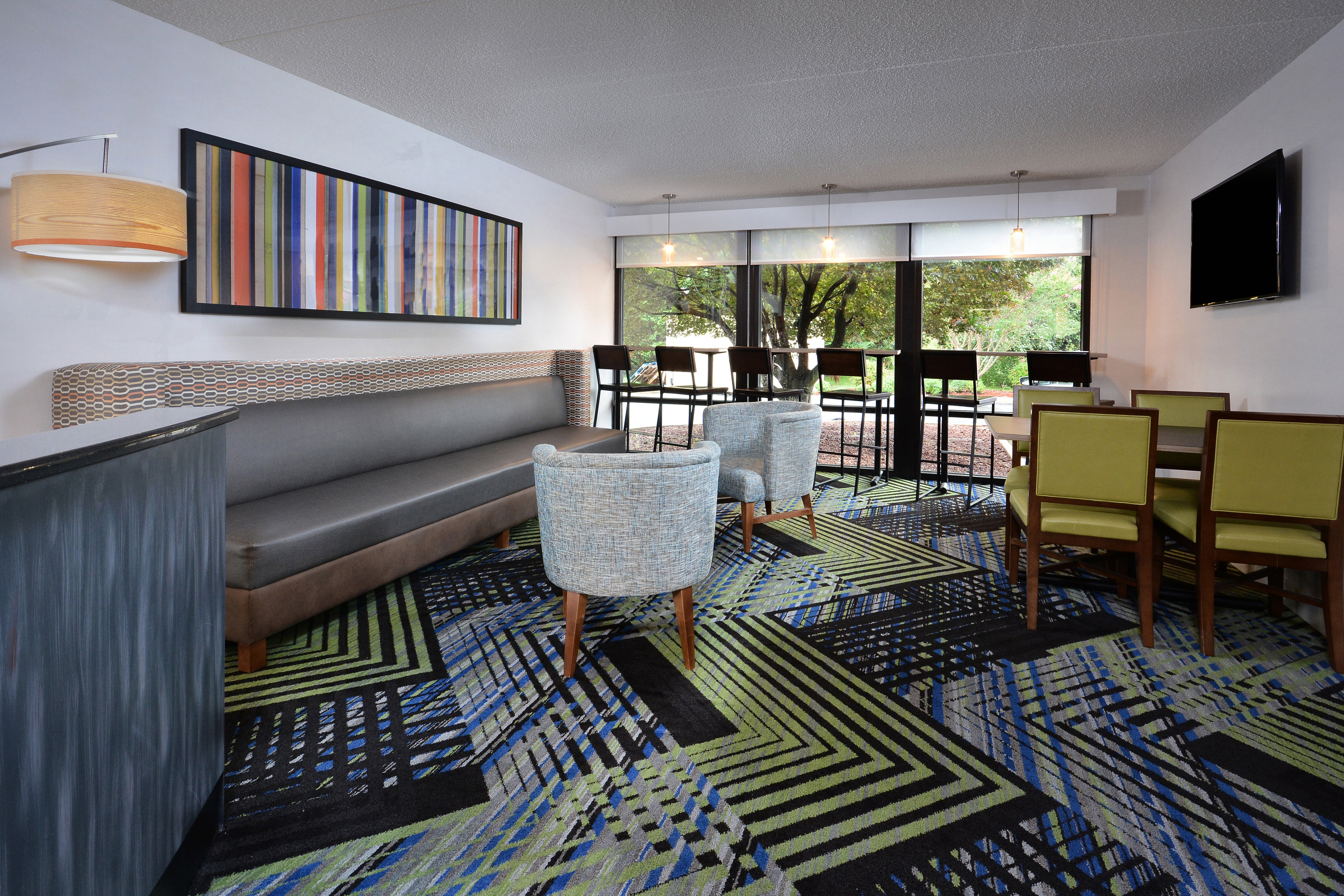 holiday inn express lynchburg by ihg