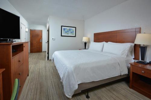 holiday inn express lynchburg by ihg