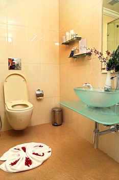 the gokulam park kochi