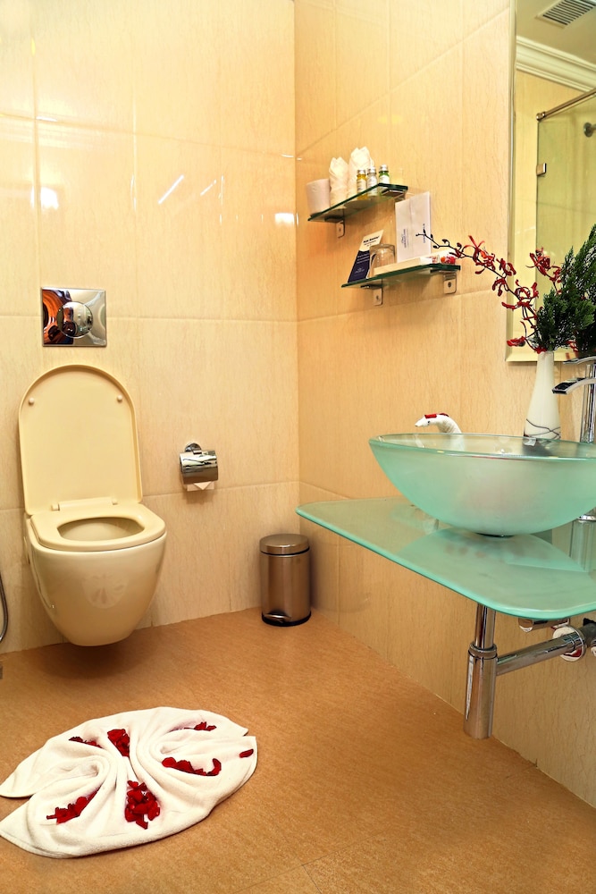 the gokulam park kochi