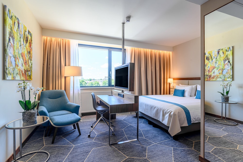 crowne plaza maastricht by ihg