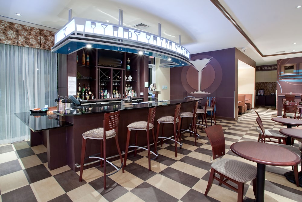 holiday inn macon north by ihg